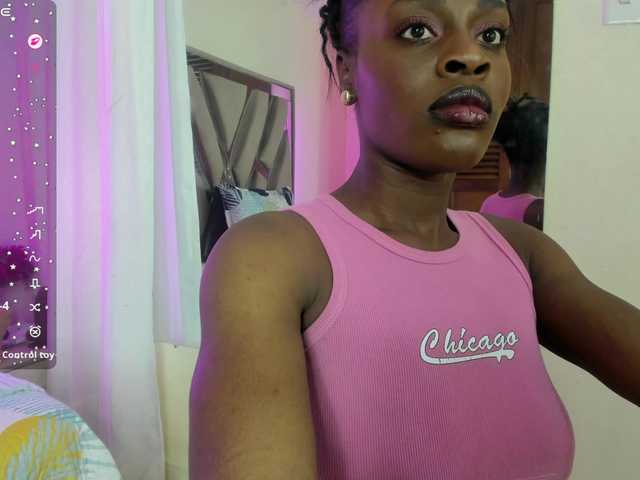 anisha-zambrano live cam on BongaCams