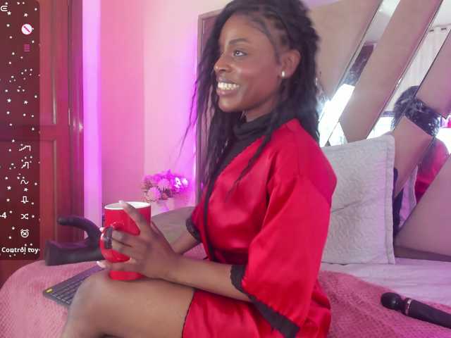 anisha-zambrano live cam on BongaCams