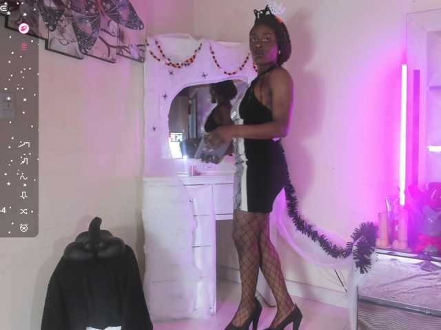 anisha-zambrano live cam on BongaCams