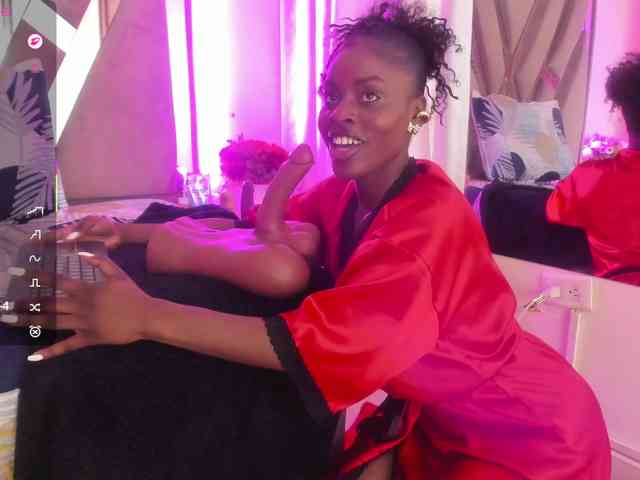 anisha-zambrano webcam