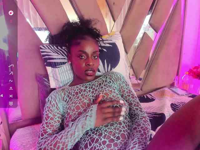 anisha-zambrano webcam