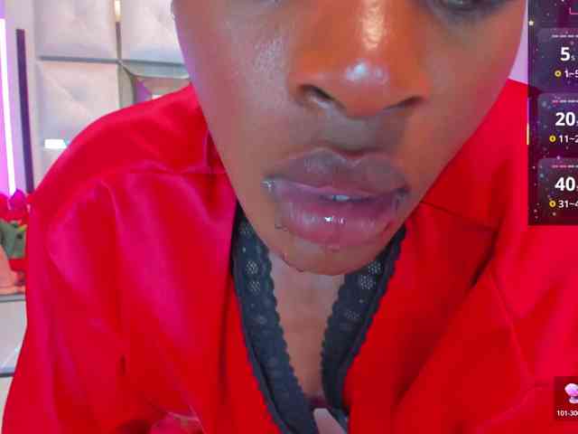 anisha-zambrano webcam