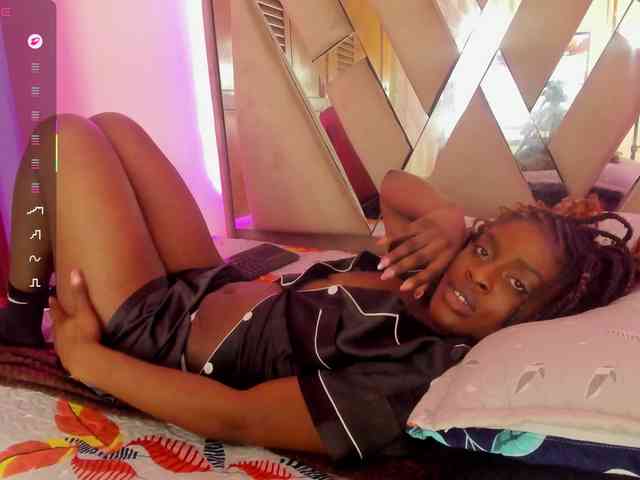 anisha-zambrano webcam