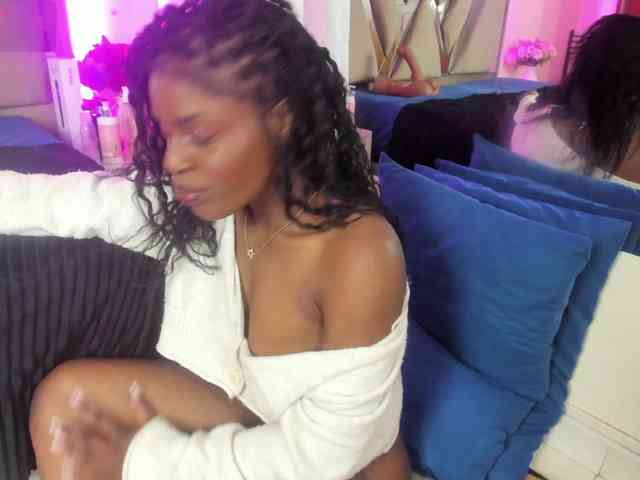 anisha-zambrano webcam