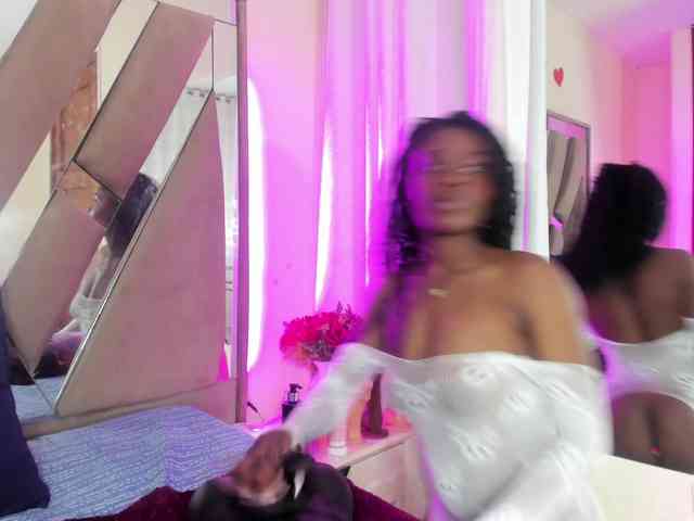 anisha-zambrano webcam