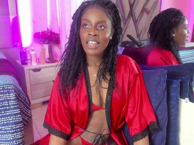 anisha-zambrano webcam