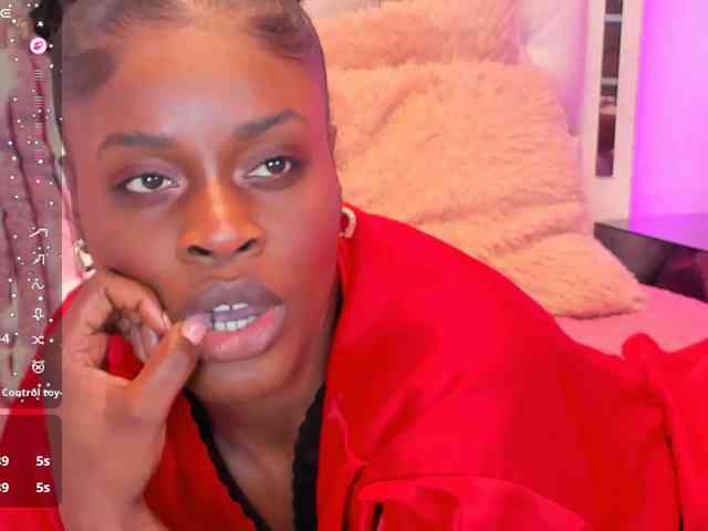 anisha-zambrano webcam
