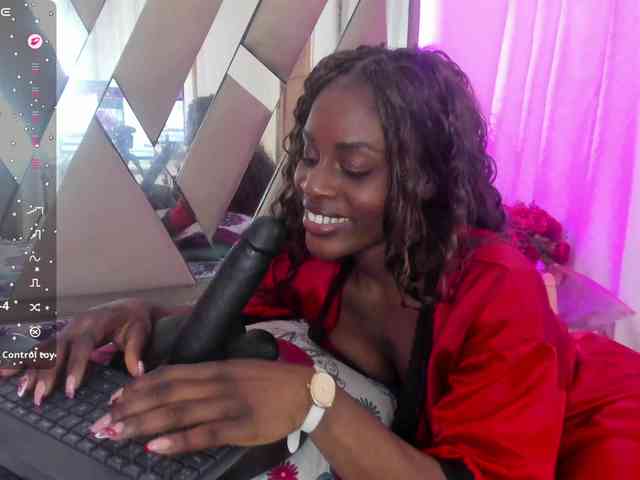 anisha-zambrano webcam