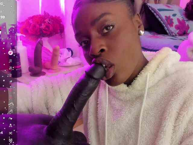 anisha-zambrano webcam