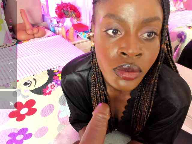 anisha-zambrano webcam