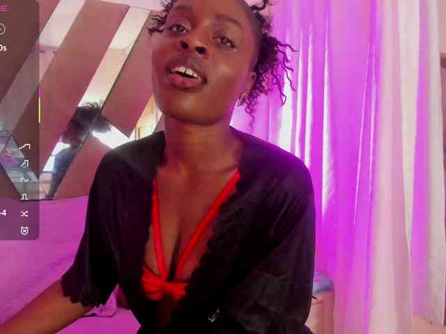 anisha-zambrano webcam