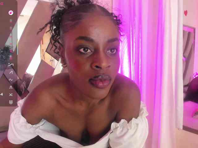 anisha-zambrano webcam