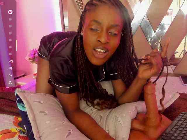 anisha-zambrano webcam