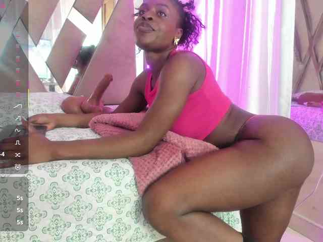 anisha-zambrano webcam