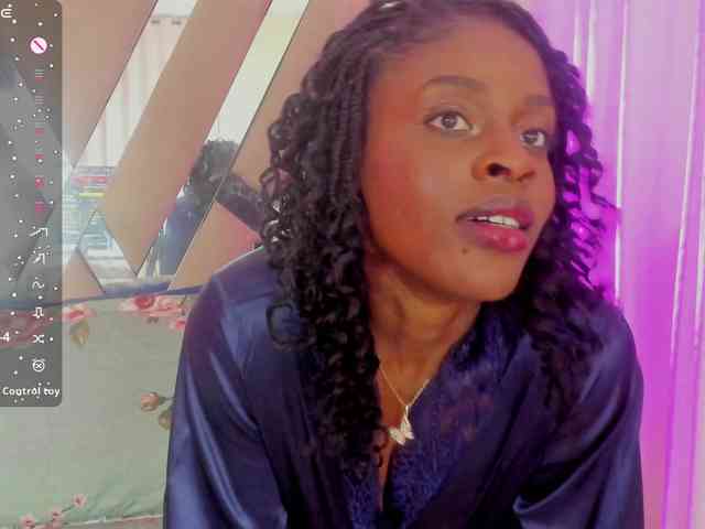 anisha-zambrano webcam