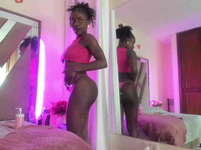 anisha-zambrano webcam