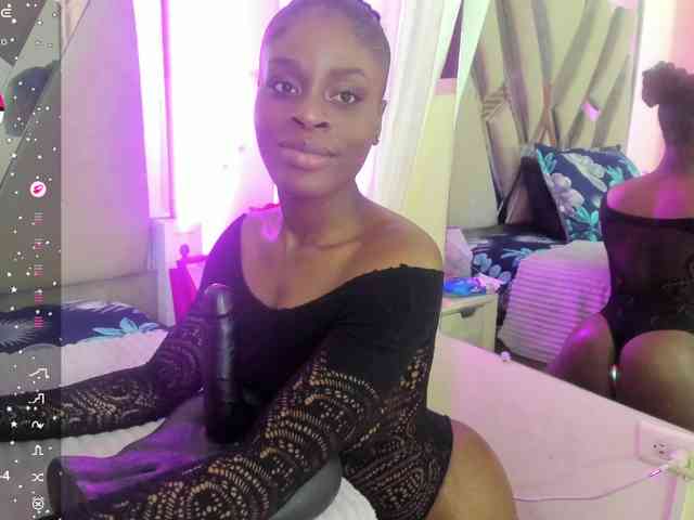 anisha-zambrano webcam