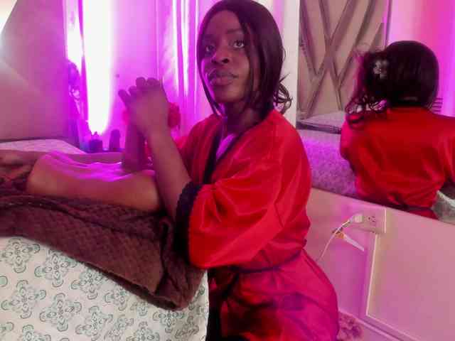 anisha-zambrano webcam