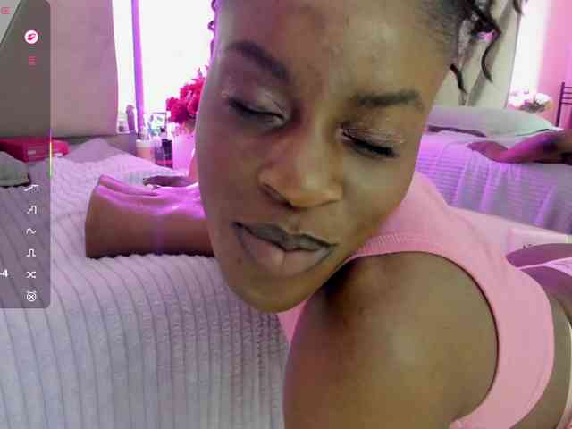 anisha-zambrano webcam