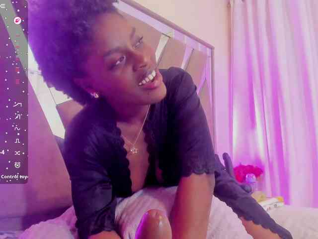 anisha-zambrano Live Webcam on BongaCams