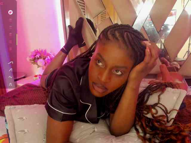 anisha-zambrano webcam
