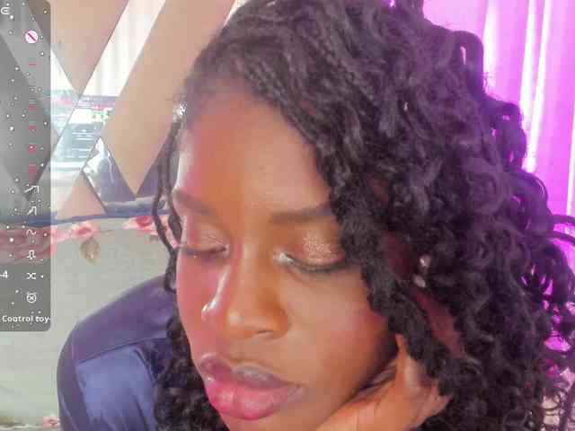 anisha-zambrano webcam