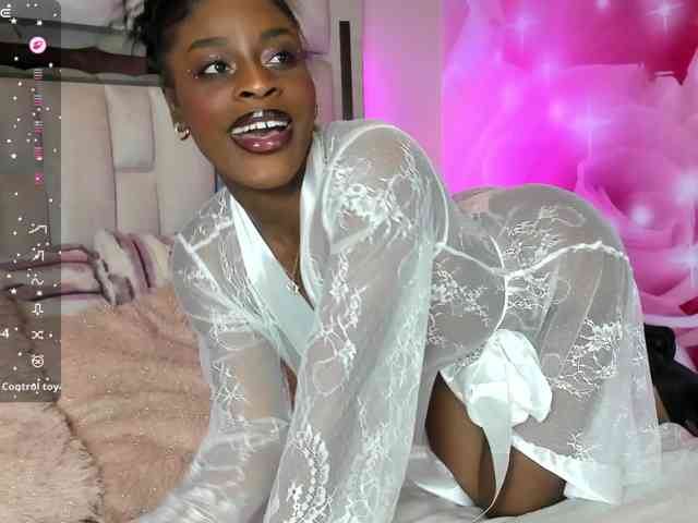 anisha-zambrano webcam