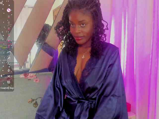 anisha-zambrano webcam