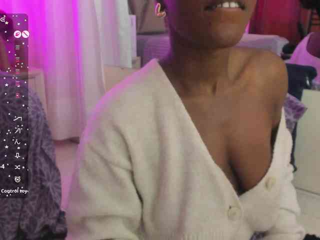 anisha-zambrano webcam