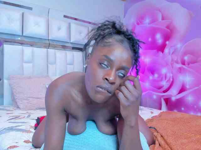anisha-zambrano webcam