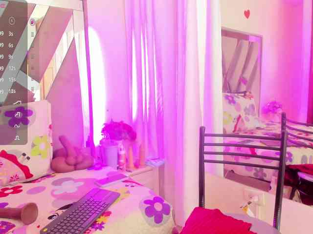 anisha-zambrano webcam