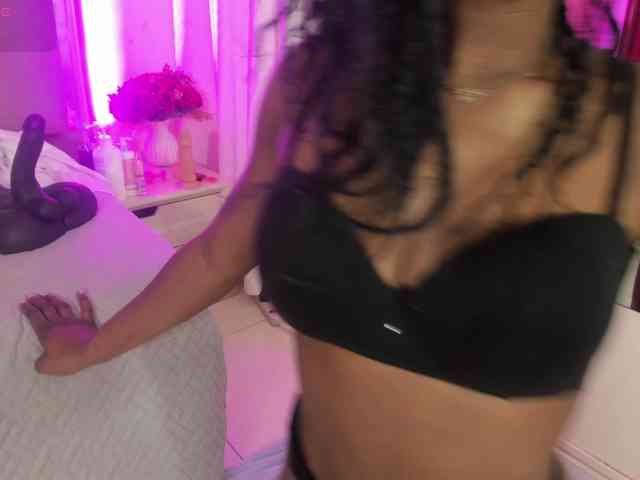 Modelo: anisha-zambrano