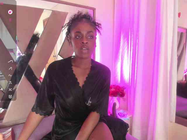 anisha-zambrano webcam