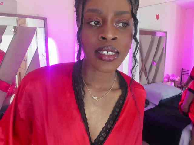anisha-zambrano webcam