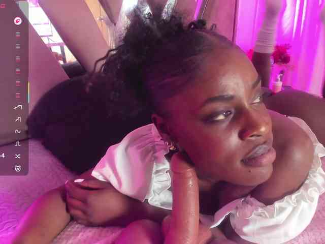 anisha-zambrano webcam