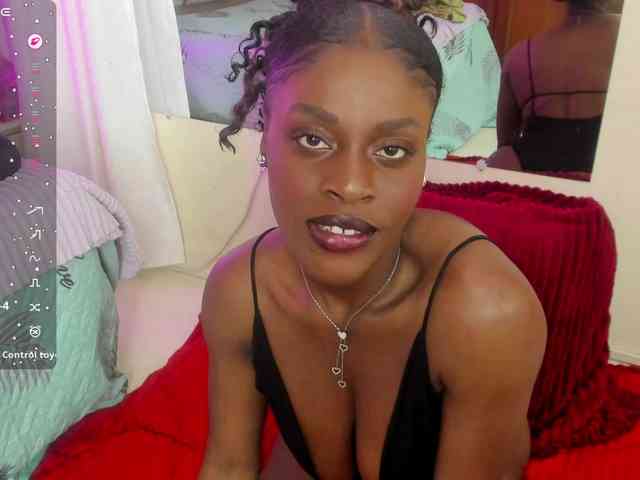 anisha-zambrano webcam