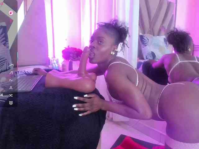 anisha-zambrano webcam