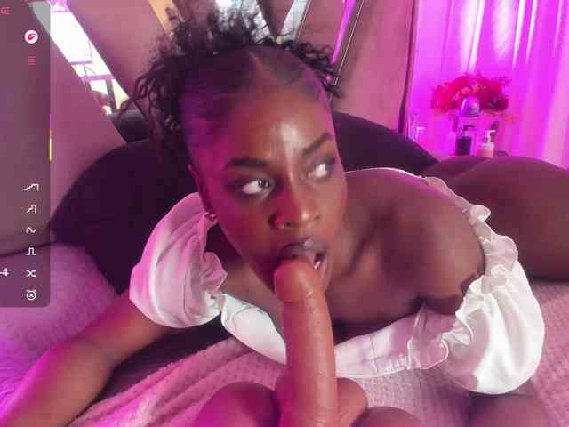 anisha-zambrano webcam