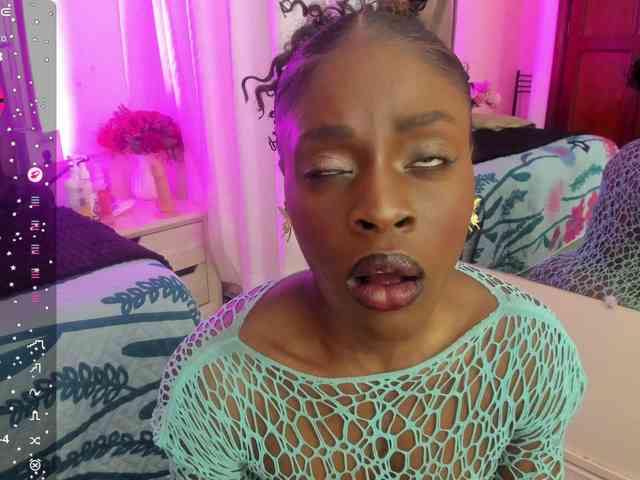 anisha-zambrano webcam