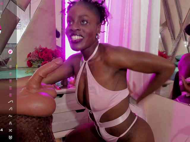 anisha-zambrano webcam