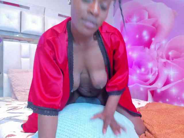 anisha-zambrano webcam