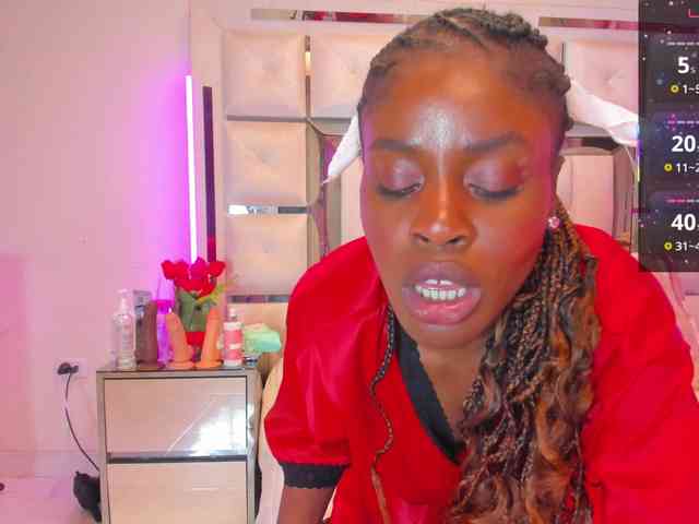 anisha-zambrano webcam