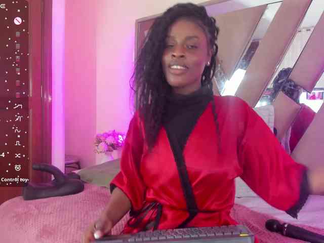 anisha-zambrano webcam