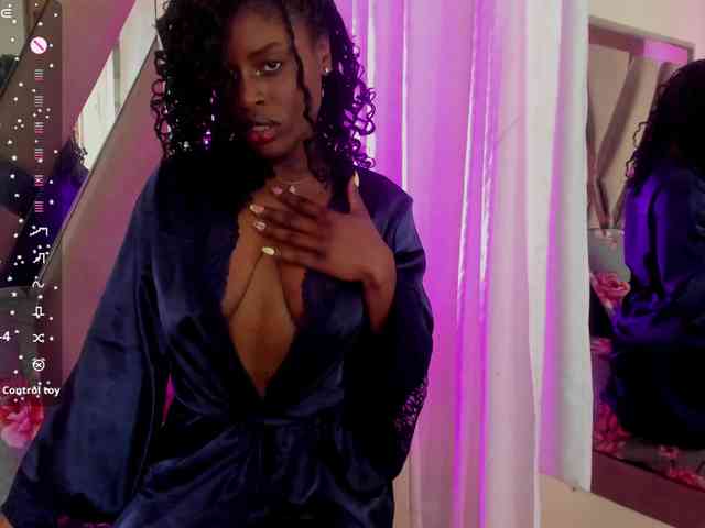 anisha-zambrano webcam