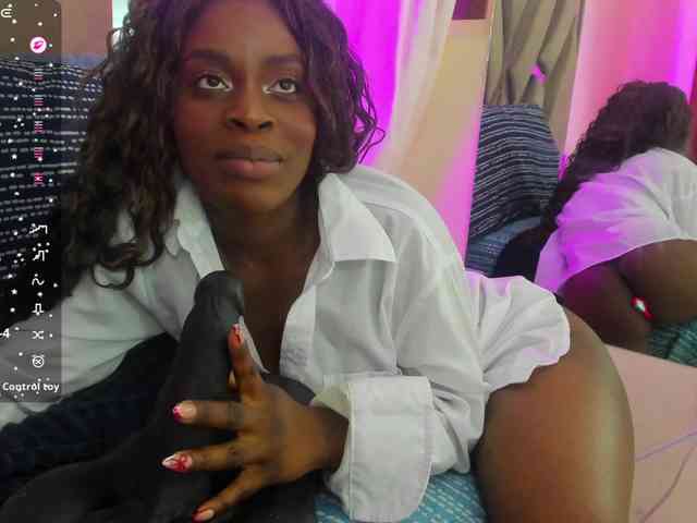 anisha-zambrano webcam
