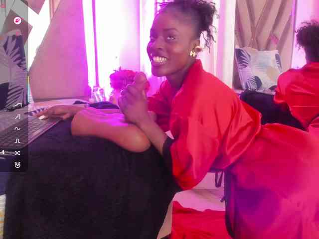 anisha-zambrano webcam