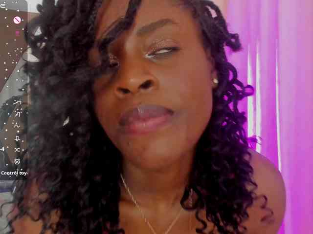anisha-zambrano webcam