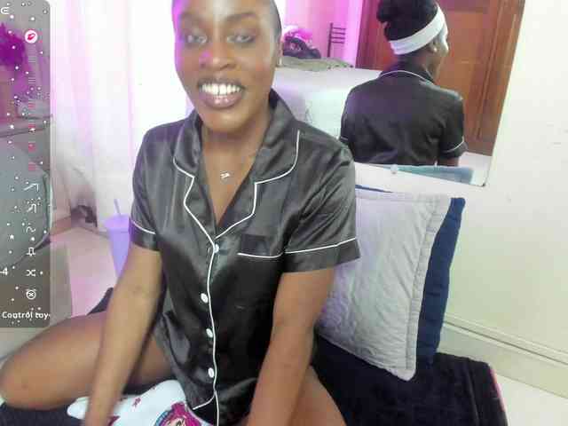anisha-zambrano webcam