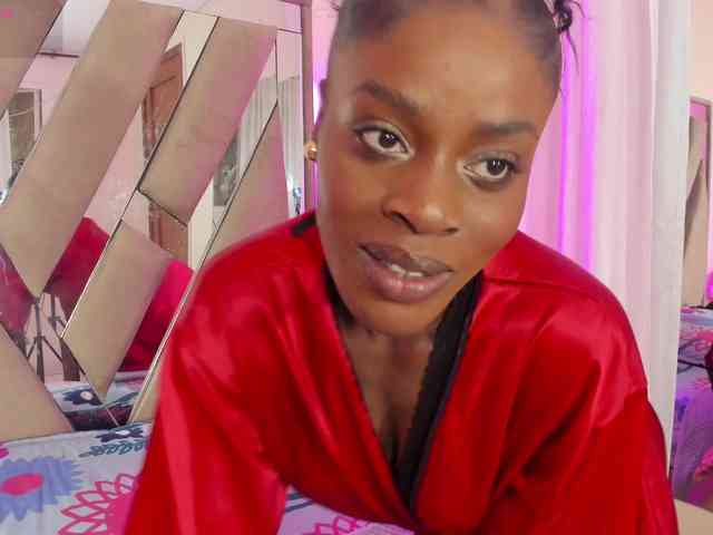 anisha-zambrano webcam