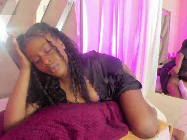 anisha-zambrano webcam